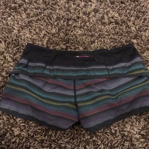 Ponchos lululemon Speeds Shorts - Picture 6 of 6